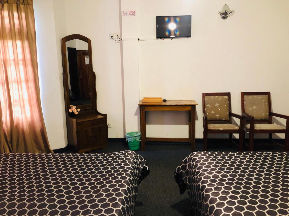 New Royal Mount Hotel Nuwara Eliya Extérieur photo